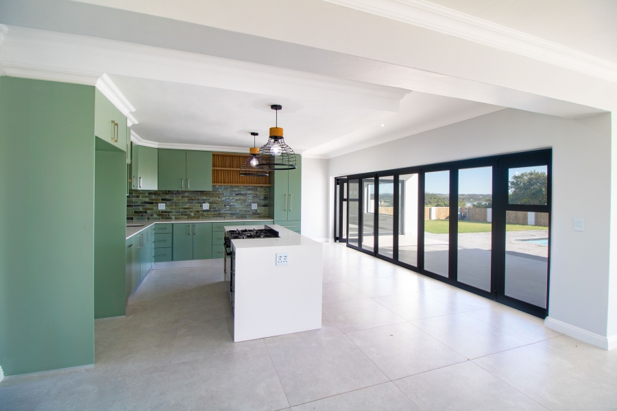 4 Bedroom Property for Sale in Kromme River Estate Eastern Cape